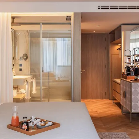 Hotel Me By Melia